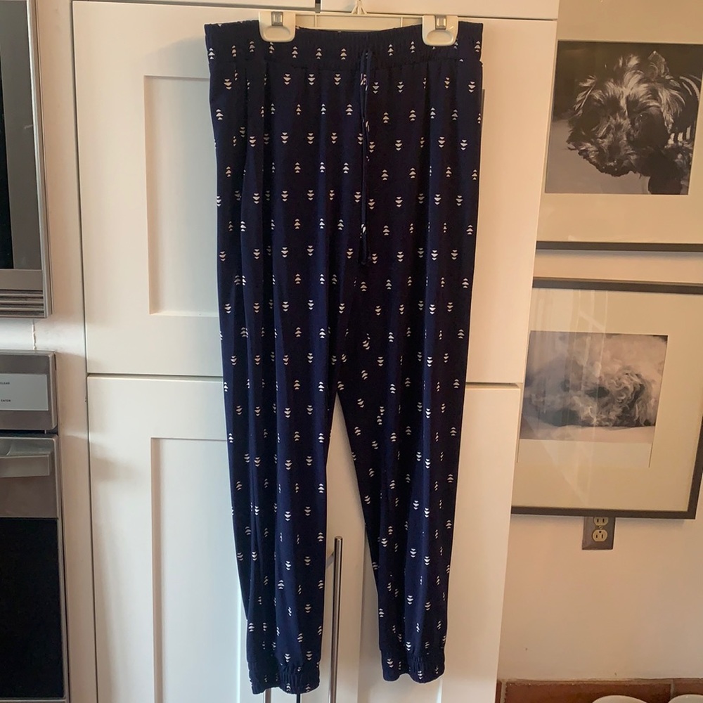 Veronica M joggers